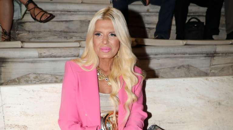 Μαρίνα Σταυράκη: &quot;Κάποιες υπερβολές, κάτι το οποίο με ενοχλεί θέλω να το στηλιτεύω&quot; - &quot;Δεν μετανιώνω γι&#39; αυτά που λέω και κάνω&quot;