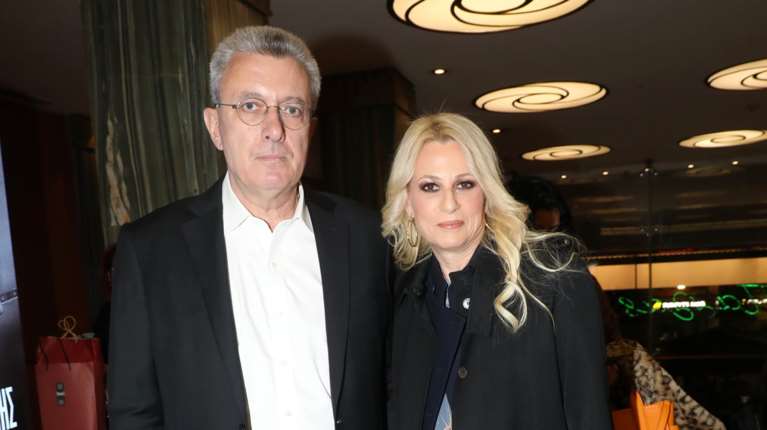 Μουσική βραδιά για τον Νίκο Χατζηνικολάου και τη Κρίστη Τσολακάκη