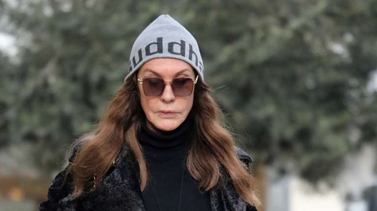 Βάνα Μπάρμπα: &quot;Μπούρδα η δήλωση του Τζώρτζογλου για το θέατρο ότι είναι ένα μεγάλο κρεβάτι&quot;