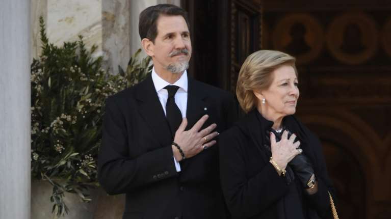 Γιατί έλειπε η οικογένειά του από το μνημόσυνο του τέως βασιλιά Κωνσταντίνου στο Τατόι