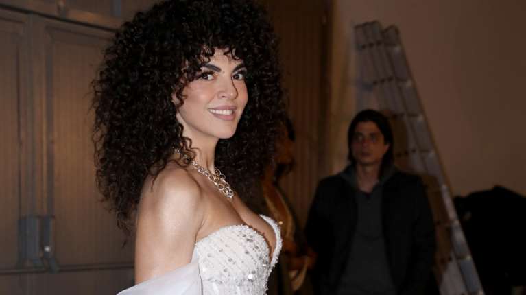 Μαρία Σολωμού: "Υπάρχει τόση "σιχαμάρα" προς το πρόσωπό μου" - "Παντελονάτη" η απόφαση του Μ. Αθανασίου να δουλέψει οικοδομή