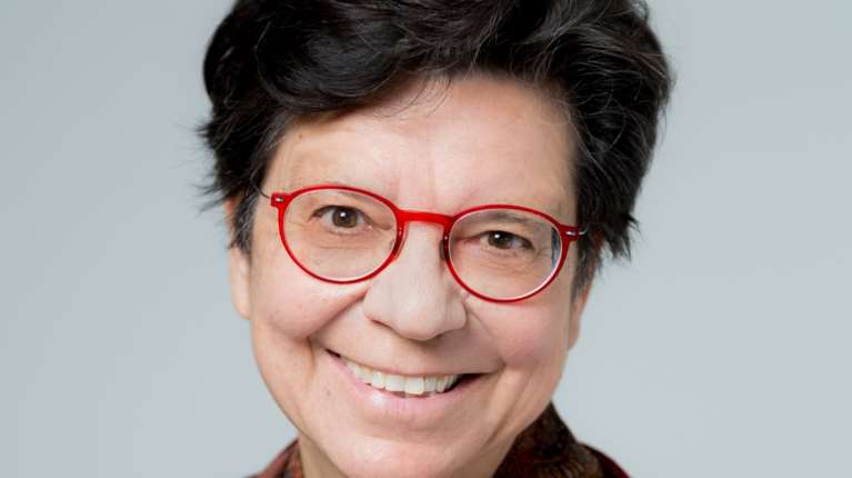 Η ιστορικός Μαρία Ευθυμίου για τον εθισμό των Ελλήνων στη σύγκρουση: Το κάνουμε με ηδονή και το συνεχίζουμε αυτοκαταστροφικά