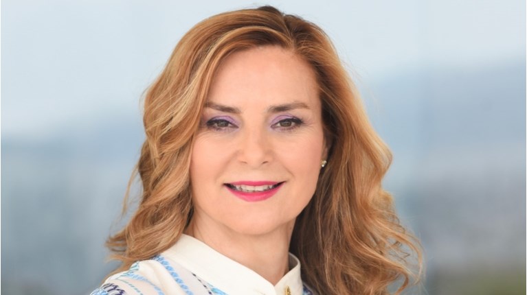 φαινη χατζηαθανασιαδου