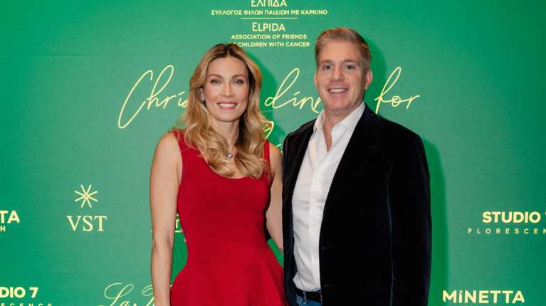 Η Μαριέττα Χρουσαλά και ο Λέων Πατίτσας σε μία λαμπερή εμφάνιση - Στο πλευρό των παιδιών της ΕΛΠΙΔΑΣ