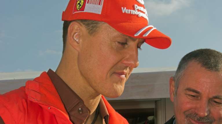 Επαυλη Μίκαελ Σουμάχερ: Αυστραλός οδηγός της Φόρμουλα 1 κατηγορείται ότι βίασε νοσοκόμα του Γερμανού άσου