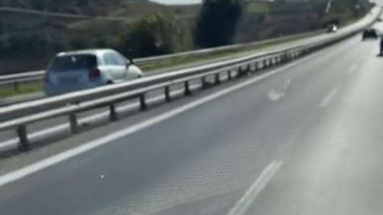 Χαλκιδική: Ηλικιωμένος οδηγός πήγαινε ανάποδα στην εθνική οδό Θεσσαλονίκης - Μουδανιών [βίντεο]