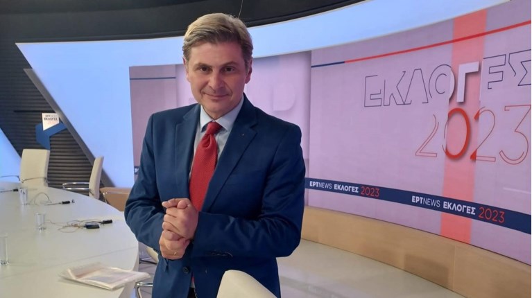 Νίκος Φαραντούρης