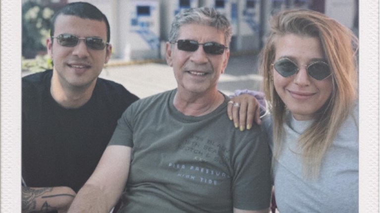 ΣΩΚΡΑΤΗΣ ΜΑΛΑΜΑΣ ΓΙΑΝΝΗΣ ΜΑΛΑΜΑΣ ΙΟΥΛΙΑ ΚΑΡΑΠΑΤΑΚΗ