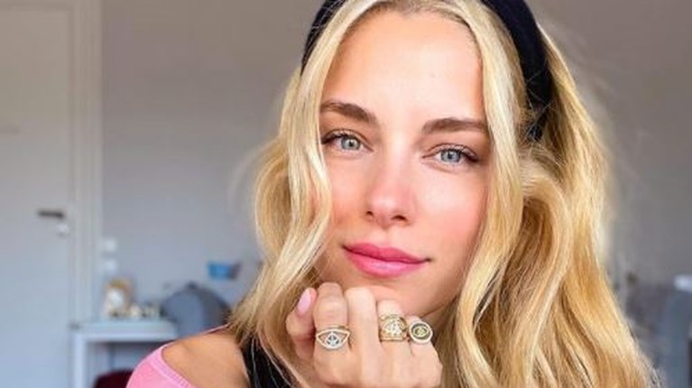 ΔΟΥΚΙΣΣΑ ΝΟΜΙΚΟΥ