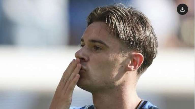 "Να προδίδεις έναν φίλο λέγεται ντροπή!": Οι οπαδοί της Ρόμα τα έβαλαν με τον Ζαλέφσκι για... ερωτικό τρίγωνο