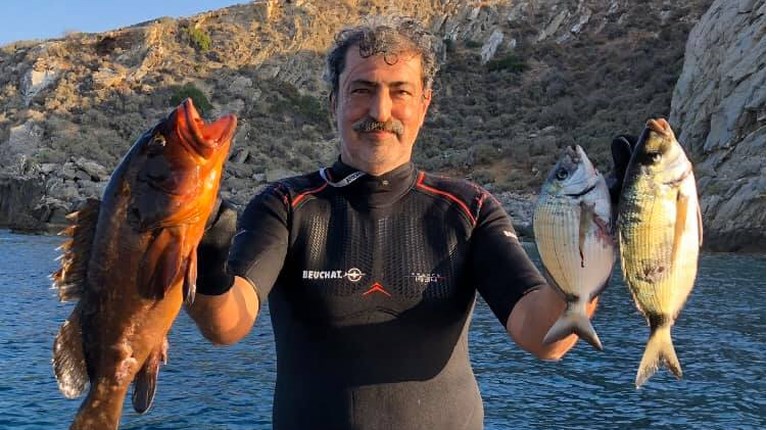 Παύλος Πολάκης Ψάρεμα