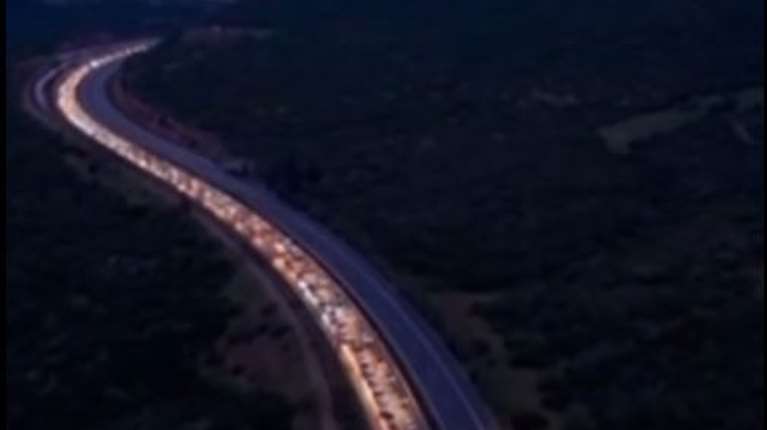 Εξοδος Χριστουγέννων: Κολλημένοι στην Υλίκη οι οδηγοί, όχι λόγω μπλόκων αλλά... έργων [βίντεο]