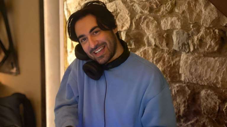 Bουλιαγμένης: Ο DJ Ζακ Φάμελλος είναι ο άνδρας που σκοτώθηκε στο τροχαίο με τη μηχανή