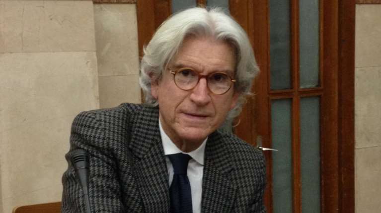 Ο περιφερειάρχης Θεσσαλίας "ακύρωσε" ομιλία του Σάκη Μουμτζή για το Ολοκαύτωμα - Επειδή αντέδρασαν αριστερές οργανώσεις