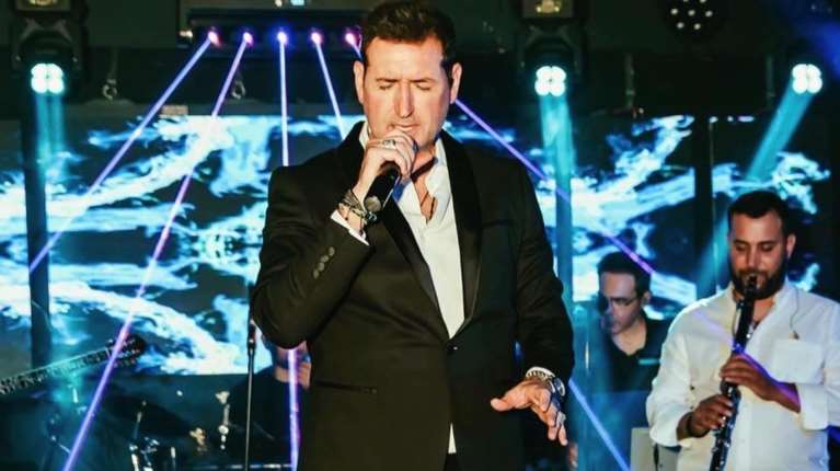 Ηλίας Γκρέκος: Επείγουσα έκκληση για την 11χρονη κόρη του - &quot;Η μόνη ελπίδα είναι η μεταμόσχευση μυελού των οστών&quot;