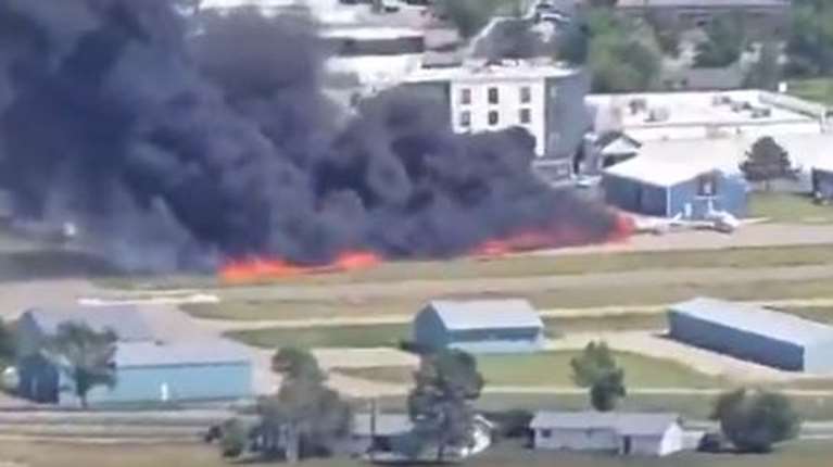 ΗΠΑ: Αεροσκάφος προσέκρουσε σε σταθμευμένα αεροπλάνα στη Μοντάνα - Δύο τραυματίες [βίντεο]