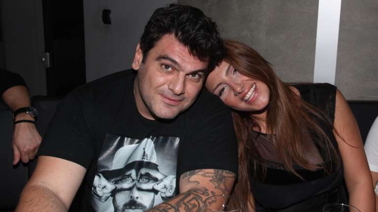 Έλενα Παπαρίζου - Τόνυ Μαυρίδης: Τέλος ο &quot;πόλεμος&quot; για τη μεζονέτα στη Γλυφάδα - Η εξωδικαστική &quot;χρυσή&quot; λύση