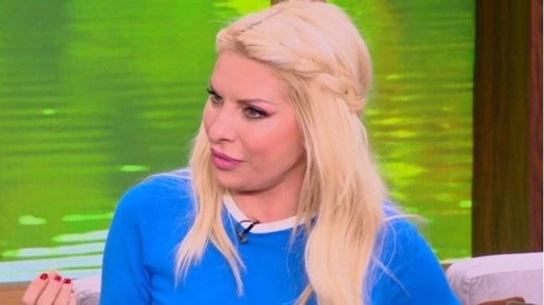 ΕΛΕΝΗ ΜΕΝΕΓΑΚΗ