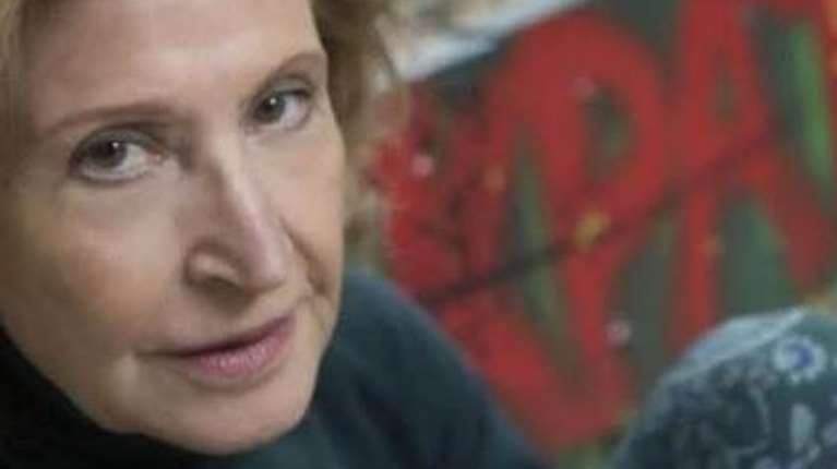 Σοφία Σεϊρλή: Το τελευταίο αντίο από συγγενείς και φίλους στην ηθοποιό στο αποτεφρωτήριο Ριτσώνας