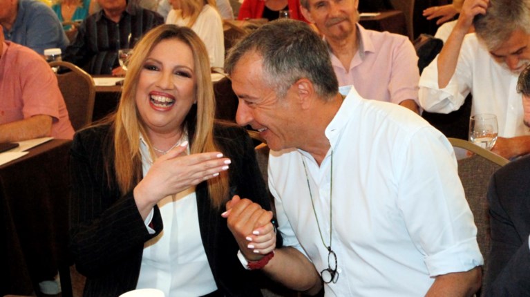 ΓΕΝΝΗΜΑΤΑ ΘΕΟΔΩΡΑΚΗΣ