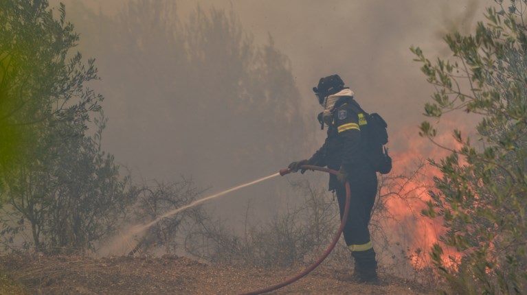 Φωτιά - Πυροσβέστης