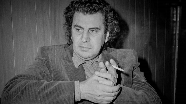 ΜΙΚΗΣ ΘΕΟΔΩΡΑΚΗΣ