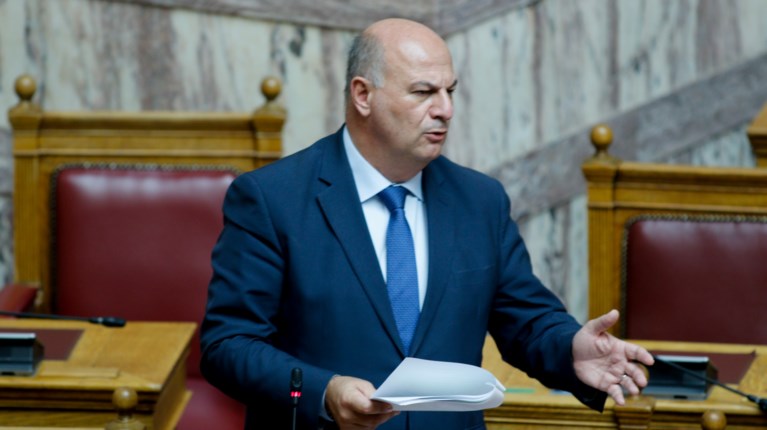 Κώστας Τσιάρας