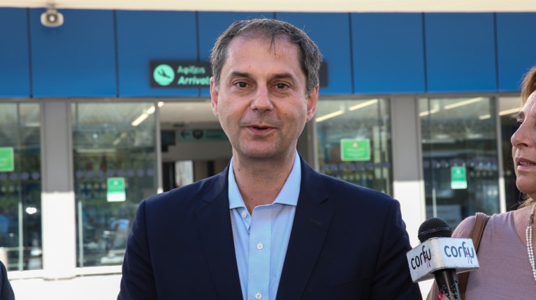 Χάρης Θεοχάρης