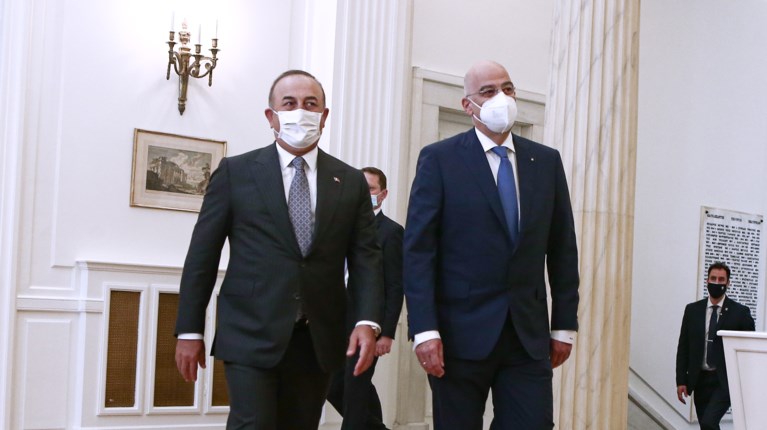 δενδιας τσαβουσογλου
