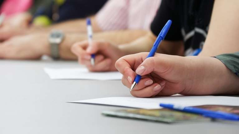 Ρόδος: Κύκλωμα πλαστών πτυχίων αγγλικών με 1.200 ευρώ - Διάλογοι &quot;καίνε&quot; σύμβουλο του δημάρχου