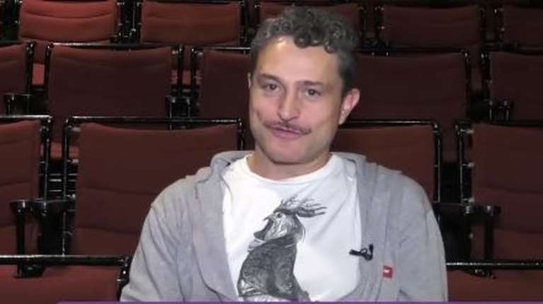 Γιώργος Καραμίχος: &quot;Είναι άπειρες οι δύσκολες στιγμές που χρειάστηκα βοήθεια και τα ζώα ήταν εκεί &quot; [βίντεο]