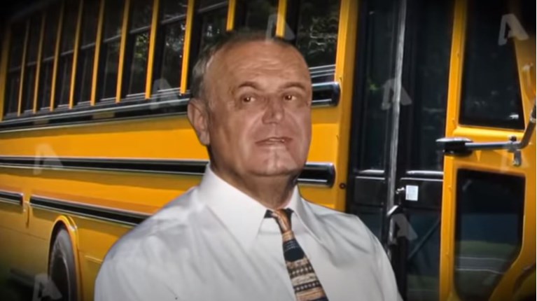 οδηγός σχολικού λεωφορείου