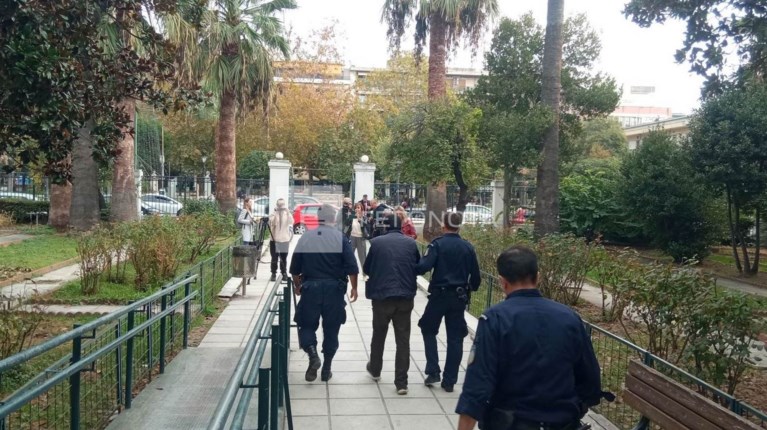 Γυναικοκτόνος, Λάρισα