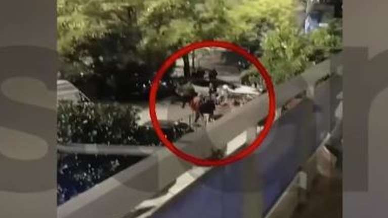 Νέος Κόσμος: Βίντεο λίγο μετά τον θάνατο του 58χρονου - &quot;Του κοπάνησε το κεφάλι επανειλημμένα στο τιμόνι&quot;