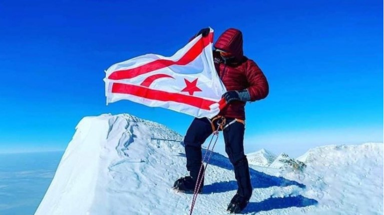 τουρκοκύπριος σημαία ανταρκτική