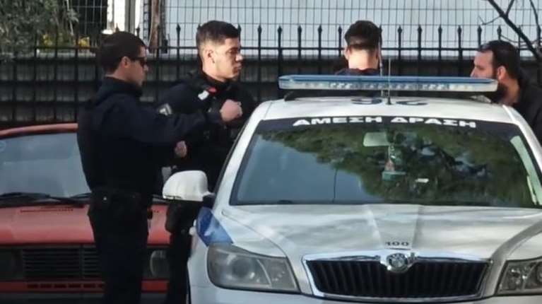 Πώς έγινε η οικογενειακή τραγωδία στη Νέα Πέραμο: 44χρονος σκότωσε με ψαλίδι τον 47χρονο αδελφό του