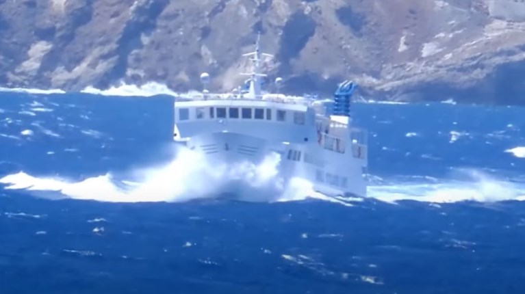 ΣΚΟΠΕΛΙΤΗΣ ΠΛΟΙΟ