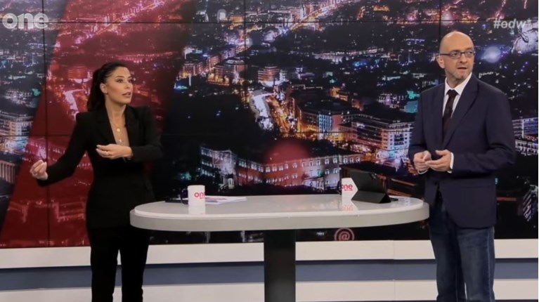 ΑΠΡΟΟΠΤΟ ΜΕ ΑΦΡΟΔΙΤΗ ΛΑΤΙΝΟΠΟΥΛΟΥ ΕΚΠΟΜΠΗ ΕΔΩ