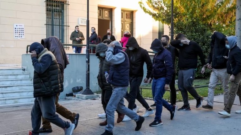 κύκλωμα ελληνοποιήσεων