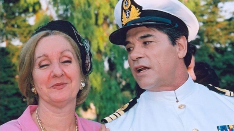 Κάρμεν Ρουγγέρη×Πάνος Μιχαλόπουλος