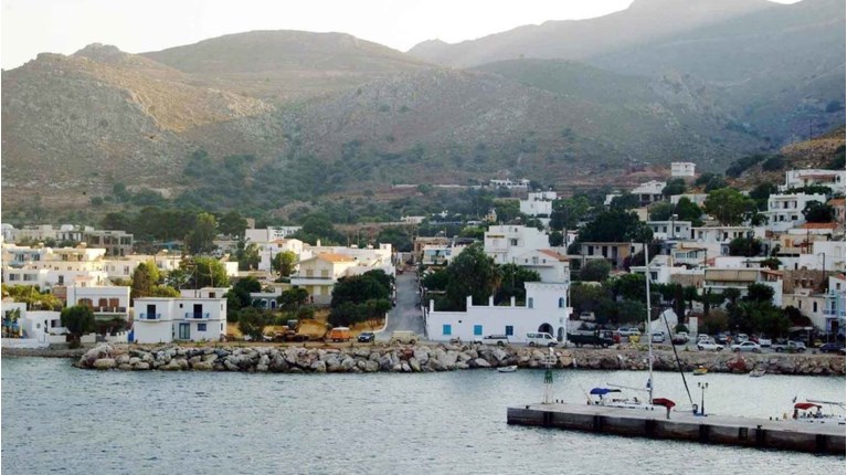 Τήλος λιμάνι