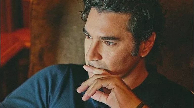 παπακαλιατης