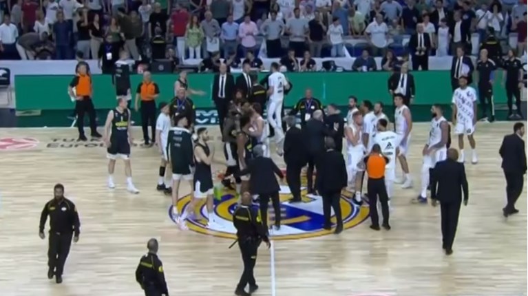 ΡΕΑΛ ΠΑΡΤΙΖΑΝ ΞΥΛΟ