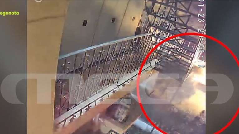 Συνελήφθη 56χρονη δασκάλα γιόγκα που ανατίναζε τα οχήματα συγγενών της - Βίντεο ντοκουμέντο από έκρηξη