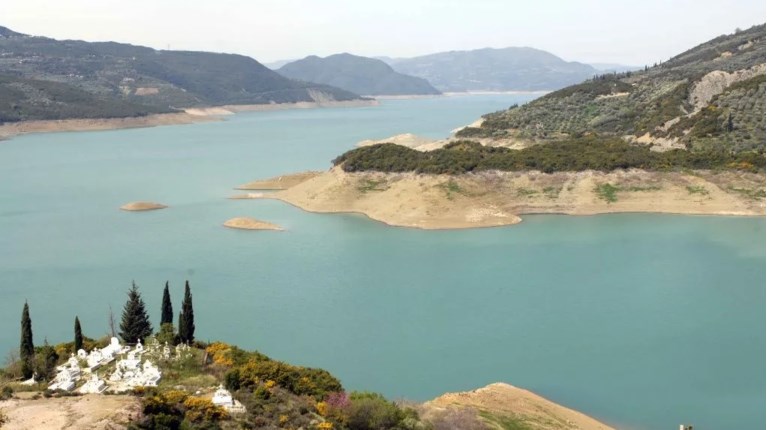 Λίμνη Κρεμαστών
