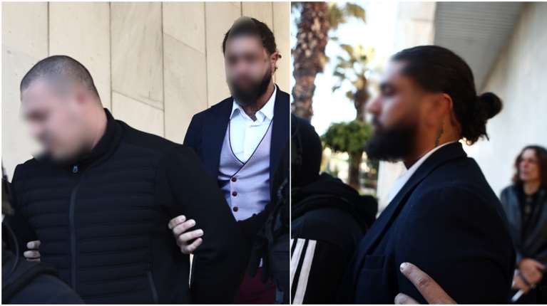 Διπλό φονικό στη Φοινικούντα: Μεταφέρονται στην Καλαμάτα ο ανιψιός και ο επιχειρηματίας για τις απολογίες τους [εικόνες]