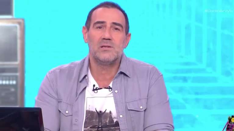 Αυλαία για φέτος στους "Ράδιο Αρβύλα": Για πολλές δυσκολίες μίλησε ο Αντώνης Κανάκης - "Κοροϊδία μέσα στα μούτρα μας"