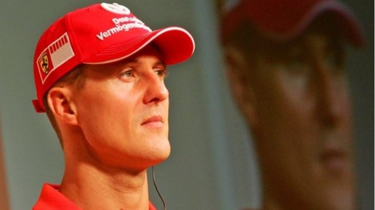 ΜΙΚΑΕΛ ΣΟΥΜΑΧΕΡ