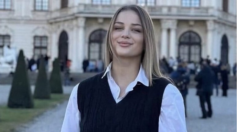 Κλαούντια Λάτα