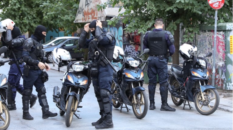 ΣΤΟΥΡΝΑΡΗ ΑΘΗΝΑ ΑΣΤΥΝΟΜΙΑ